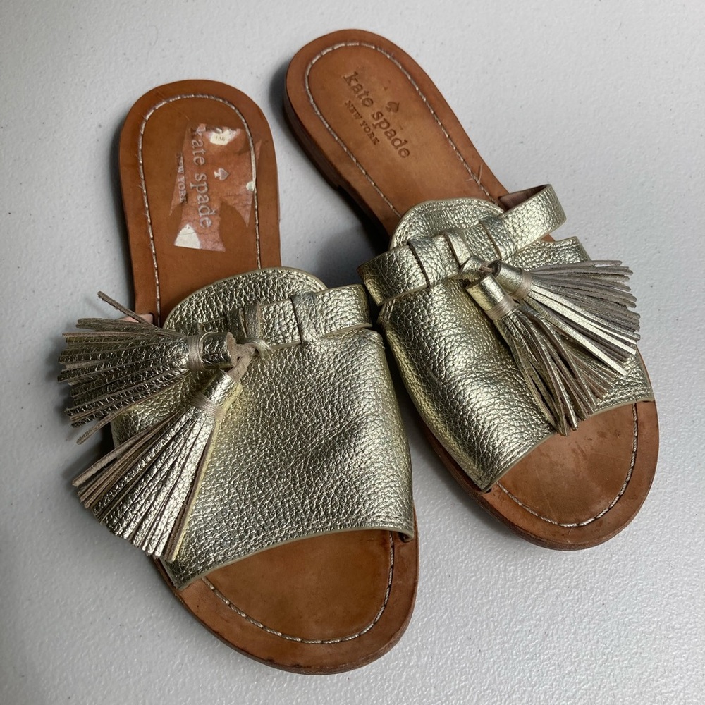 Kate Spade Coby Sandals Slides Metallic Light Gold Pebbled Leather Fringe Tassel - Picture 6 of 15